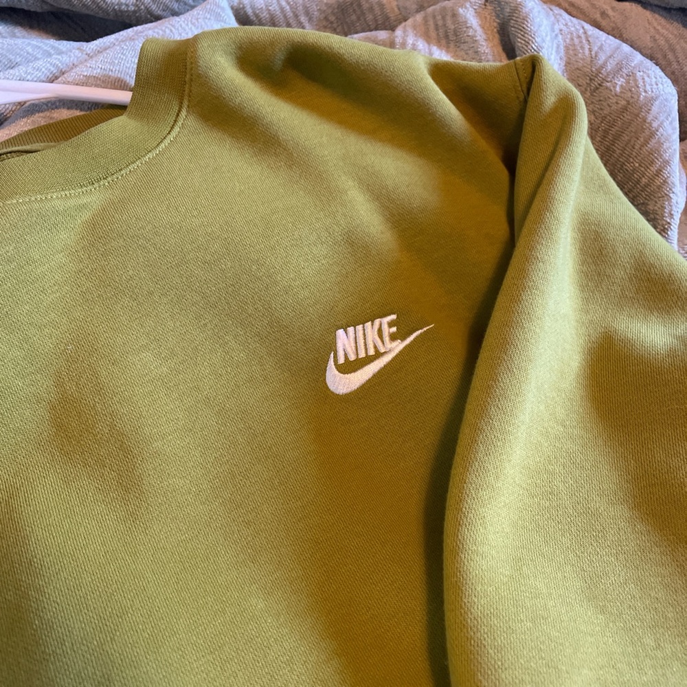 Nike Sweater